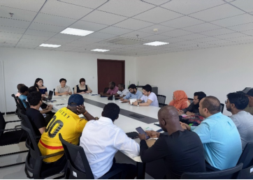 研究生处组织召开外国来华留学生座谈会.png